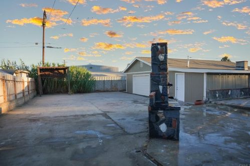 1183 Flamingo Ave, El Cajon CA  92021-3323 exterior