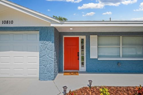 10810 Queens Rd, Port Richey, FL 34668-2650