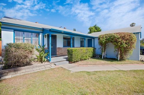 8824 Katherine Ave, Van Nuys, CA 91402-2550