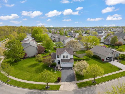 4563 Edgarton Dr, Darbydale, OH 43123-9418