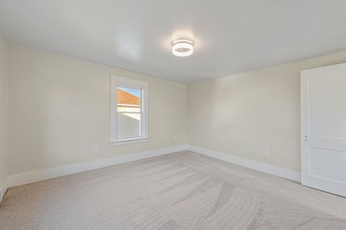 2121 Dailey Ave, Latrobe PA  15650-3028 exterior