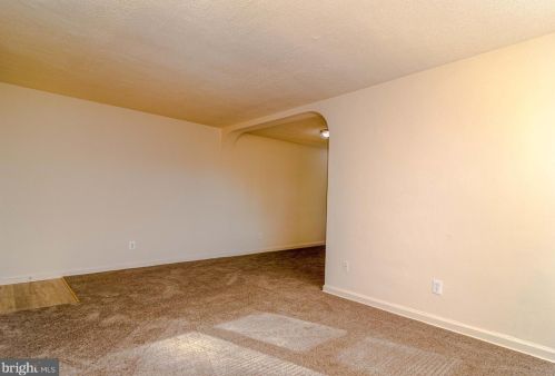510 Ridge Rd, Washington, DC 20019-3077