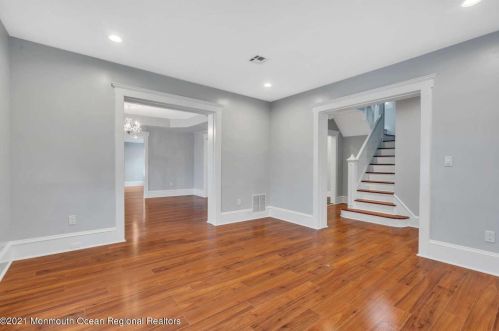 56 George St, East Freehold, NJ 07728-1949