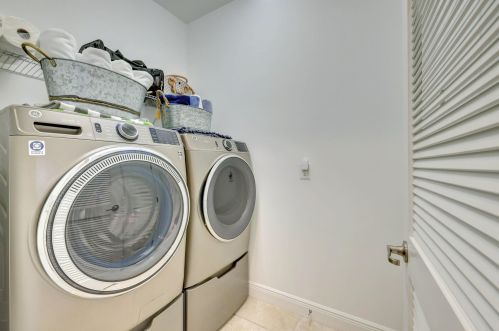 9516 Royal Poinciana Dr, Port Saint Lucie FL  34987-2506 exterior