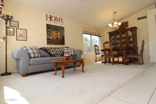 7234 Crest Ln, Glendale, AZ 85310-5613