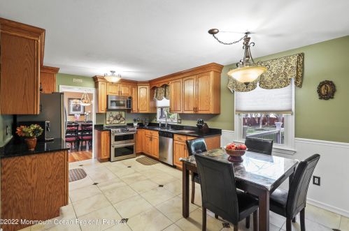 119 Heritage Dr, East Freehold NJ 07728-3185 exterior