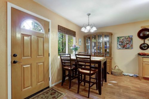 11821 Colfax Hwy, Grass Valley, CA 95945-4302