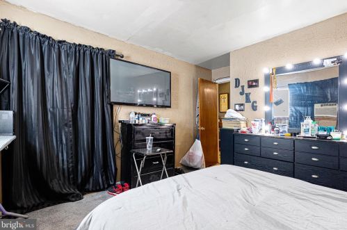 114 Rose Ln, New Castle DE  19720-2143 exterior