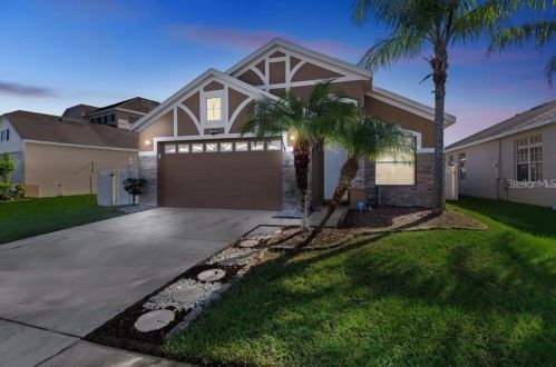 14527 Huntcliff Park Way, Orlando, FL 32824-5675