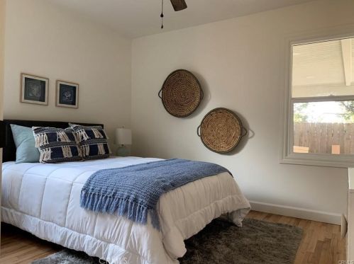 1143 23rd St, Manhattan Beach CA  90266-2927 exterior