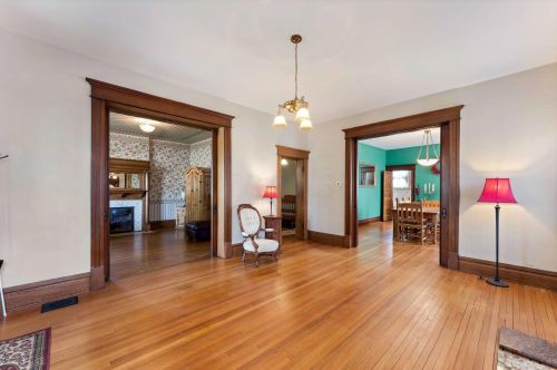 3520 Park St, Darbydale OH  43123-2532 exterior