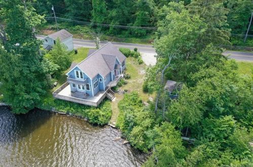 57 Vernon Rd, Manchester, CT 06043-7324