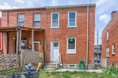 509 Ruby St, Lancaster PA  17603-5016 exterior