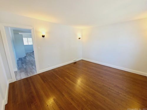 249 Wilkenda Ave, Waterbury CT  06708-3655 exterior