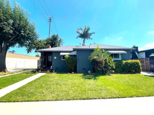 2264 Carfax Ave, Long Beach, CA 90815-2204