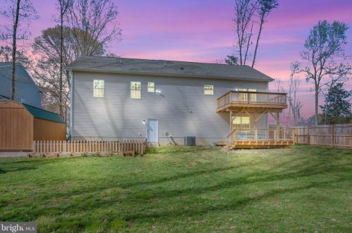 174 Little Whim Rd, Fredericksburg, VA 22405-1891