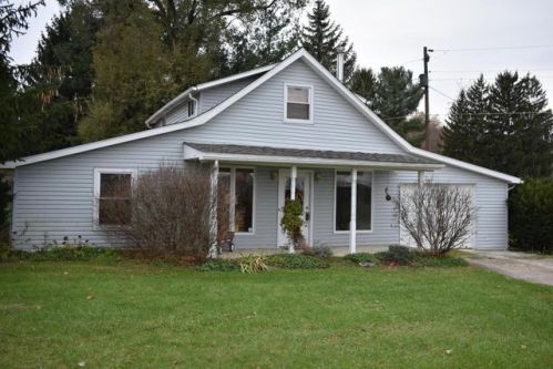 8165 Winchester Rd, Carroll, OH 43112-9744