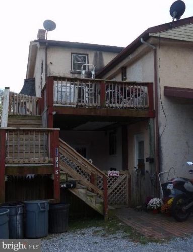 121 Main St, Parkesburg PA  19365-1147 exterior