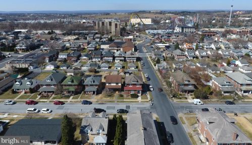 201 Granada Ave, Swatara, PA 17033-1580