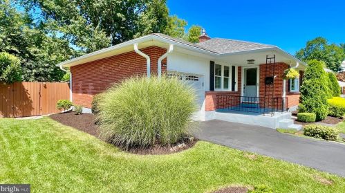 2023 Kynwyd Rd, Wilmington DE  19810-3843 exterior