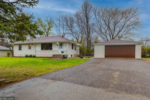 7241 Hartkopf Ln, Minneapolis, MN 55428-1626
