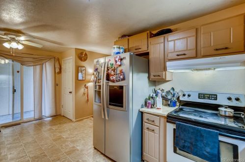 9132 Perry St, Westminster CO 80031-6430 exterior