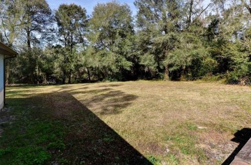 820 Boundary Ave, Deland FL 32720-3130 exterior