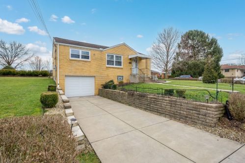 125 Lehr Ave, Pittsburgh, PA 15223-1408