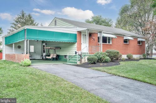 20 Hartzdale Dr, Camp Hill, PA 17011-7907