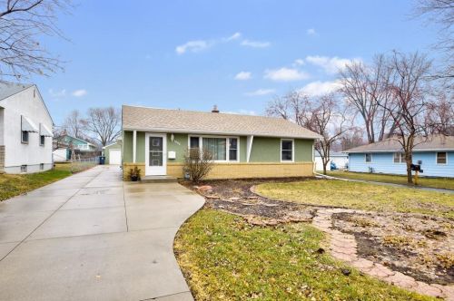 1606 Hazel St, Saint Paul, MN 55119-4228
