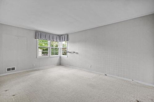 19 Chesley Rd, White Plains NY  10605-4511 exterior