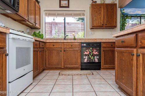 5221 Grouse Way, Tucson AZ 85742-9496 exterior