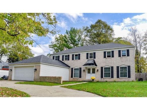 17034 Lanier Ave, Cleveland OH  44136-6439 exterior