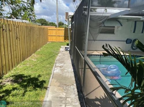 707 32nd Ave, Hollywood, FL 33021-6121
