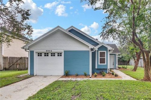 9954 Triple Crown Cir, Orlando, FL 32825-8749
