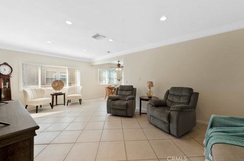 10624 Sunnybrook Ln, Whittier CA  90604-1755 exterior