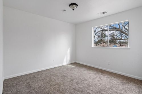 15530 Lottie Way, Lathrop CA  95330-9475 exterior