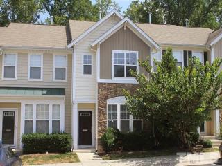 5128 Green Knight Ct, Raleigh, NC 27612-3092