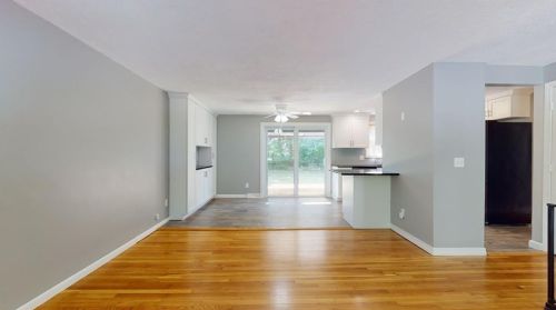 13 Larchmont Dr, Coventry RI exterior