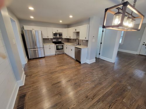 2231 Howell St, Covington, KY 41014-1645
