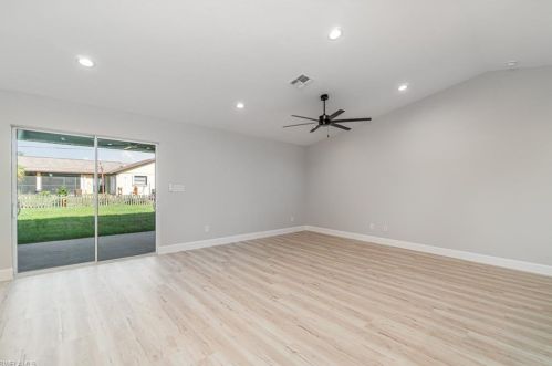 213 11th Pl, Cape Coral, FL 33909-2671