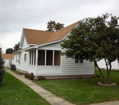 510 Maple St, Tipton IN  46072-1521 exterior