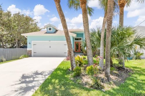 1104 Daytona Ave, Flagler Beach, FL 32136-3107