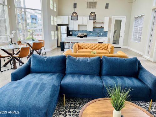 17017 12th St, Phoenix AZ 85022-2026 exterior