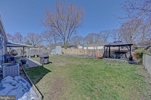 33 Anchorage Blvd, Berkeley Township NJ  08721-1860 exterior