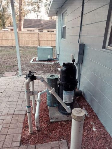 4416 Pocahontas Dr, Dade City FL 33523-9154 exterior