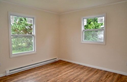 150 4th St, Frazeysburg OH  43822-9753 exterior