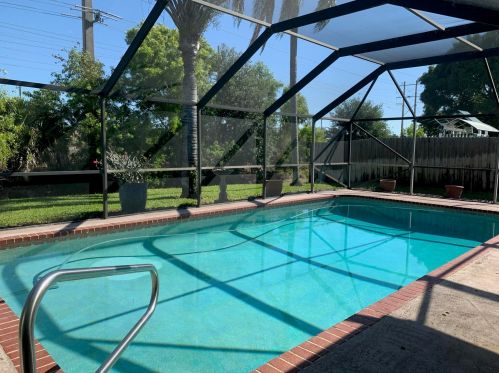 9336 Sun Pointe Dr, Boynton Beach, FL 33437-3354