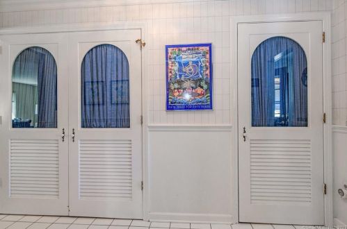 155 Greenbriar Rd, Meriden CT 06450-6810 exterior