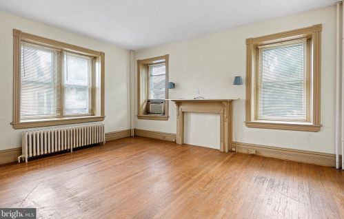 1013 Talcon Dr, Wilmington DE  19804-1242 exterior